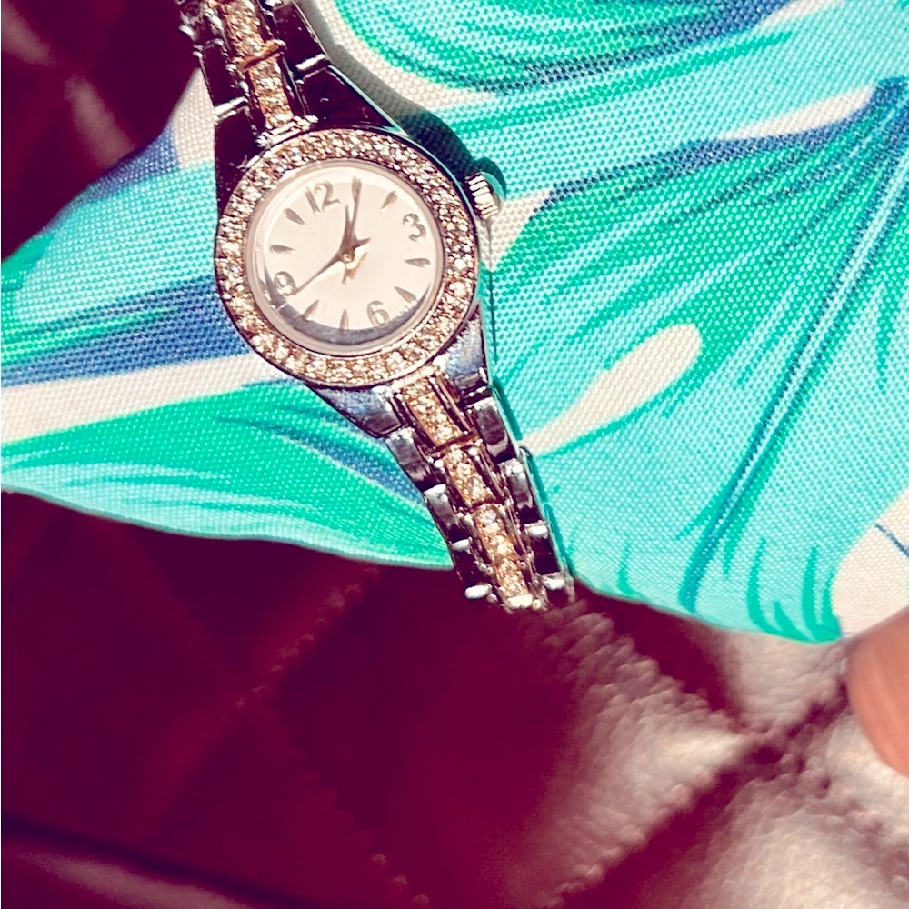 Silver/Gold Luxury Watch with Gemstone Bezel Contemporary Refined Look - Picture 4 of 6